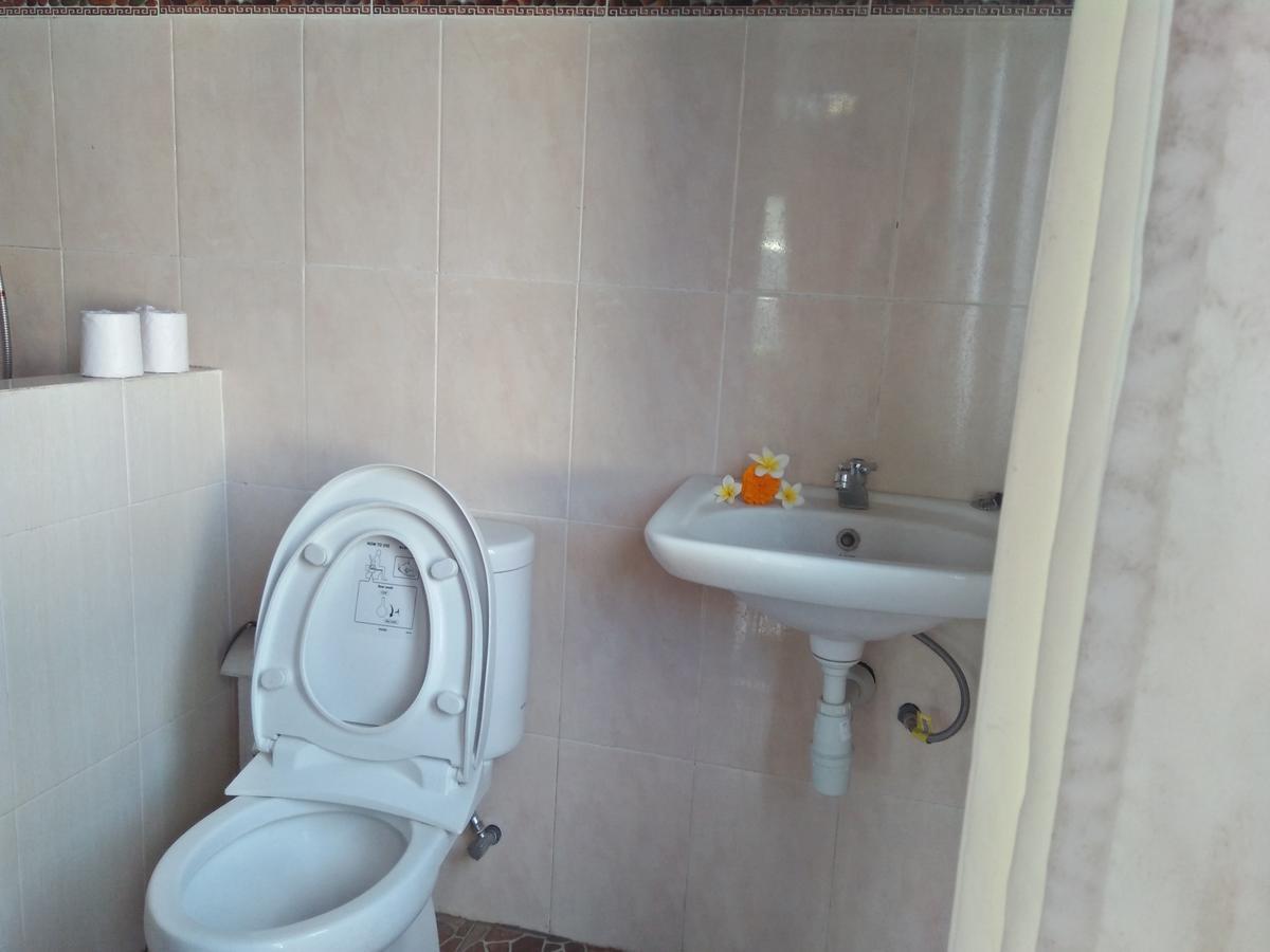 Tira Amed Homestay 외부 사진