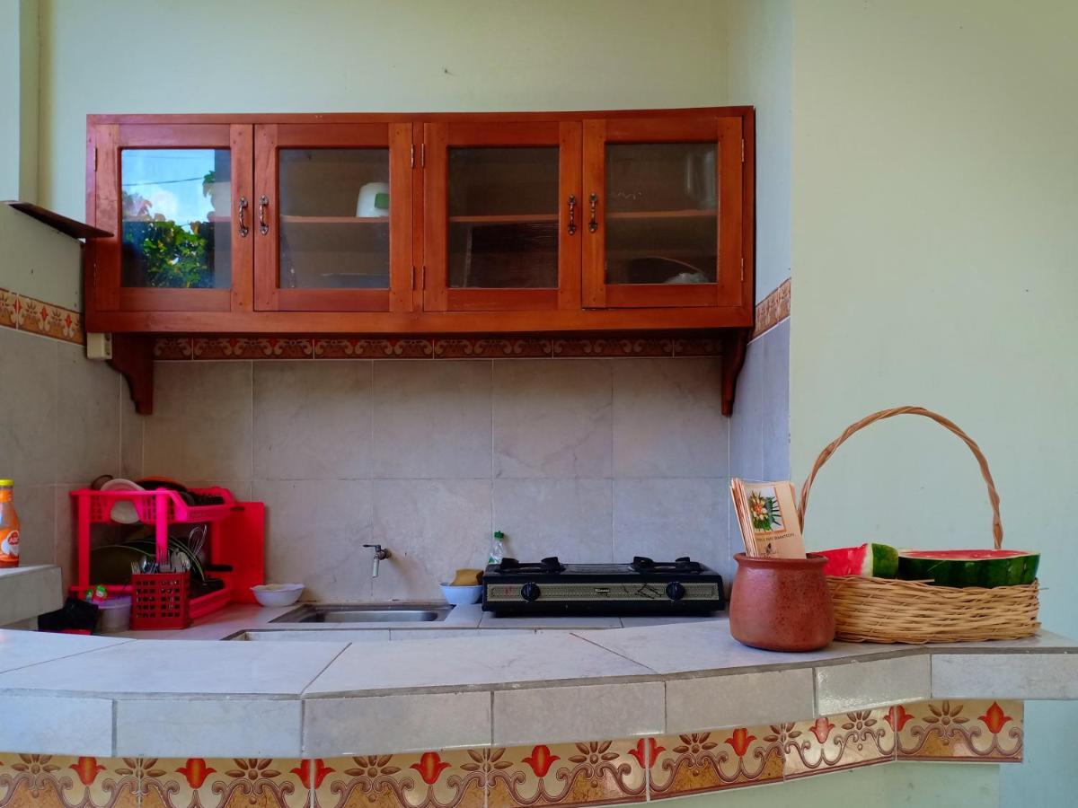 Tira Amed Homestay 외부 사진