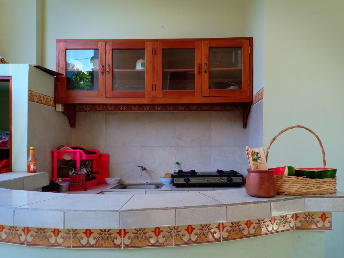 Tira Amed Homestay 외부 사진
